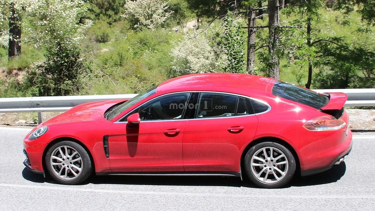 Porsche Panamera фотография