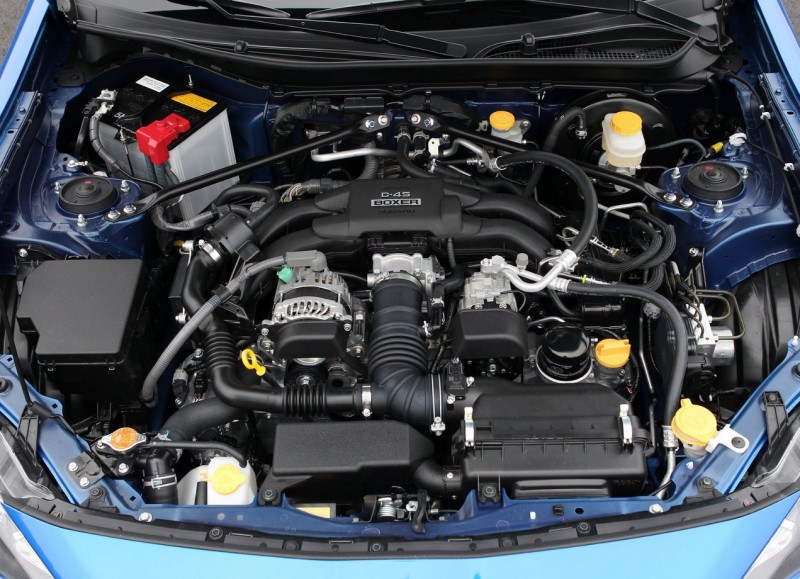 Subaru BRZ двигатель