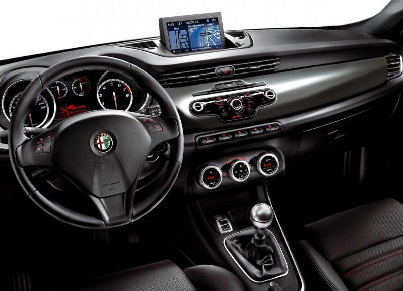 Alfa Romeo Giulietta интерьер