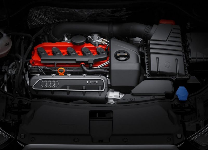 Audi RS Q3 двигатель