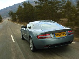 Фото Aston Martin DB9