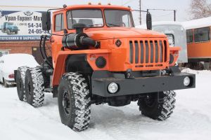 Грузовик Урал-44202