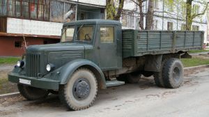 Автомобиль МАЗ-200