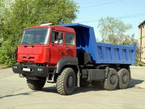 Самосвал Урал-6370