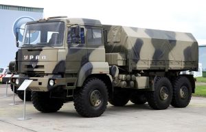 Военный Урал-6370