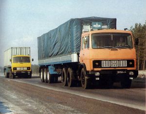 Грузовик МАЗ-6422