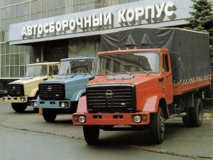 Вид спереди ЗИЛ-4331