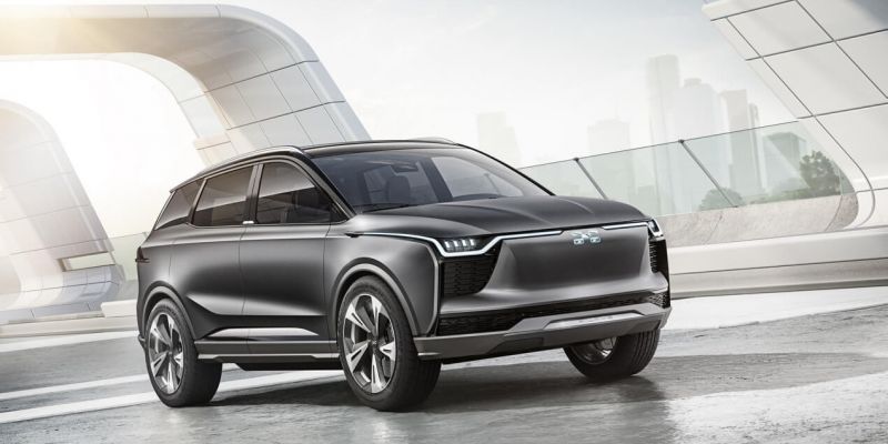 U5 ION – решительно новый кроссовер из Поднебесной