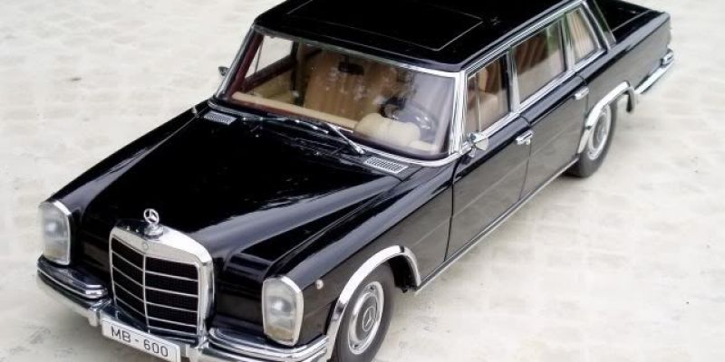 Mercedes-Benz 600SWB