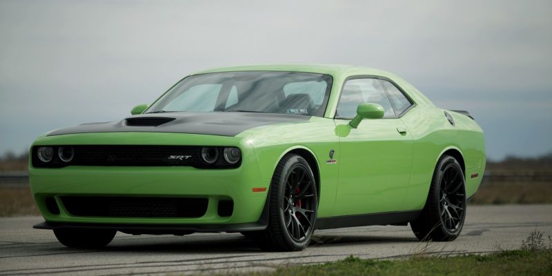В Америке «разозлили» Camaro и Dodge