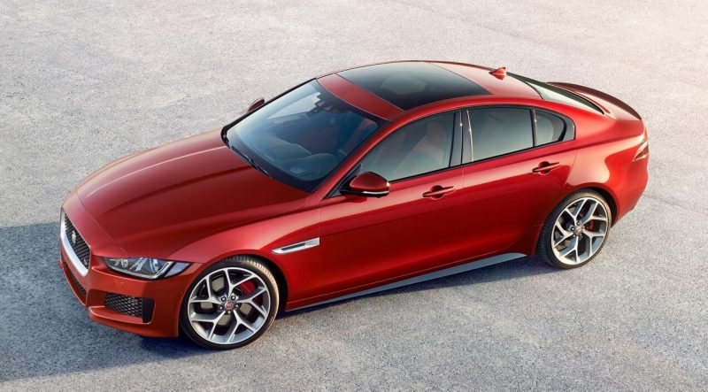 Jaguar xe длина