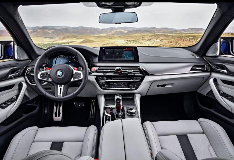 Интерьер BMW M5 (F90)