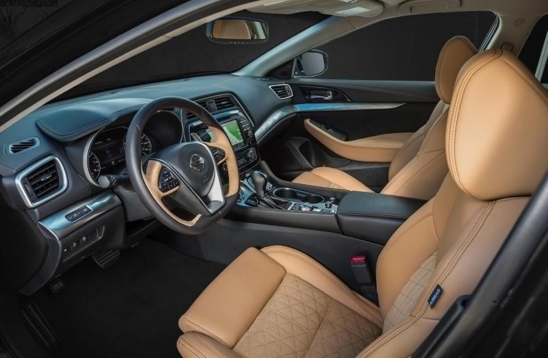Nissan Maxima салон