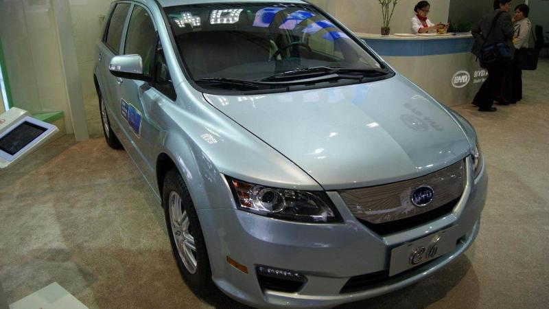 Электромобиль BYD Е6