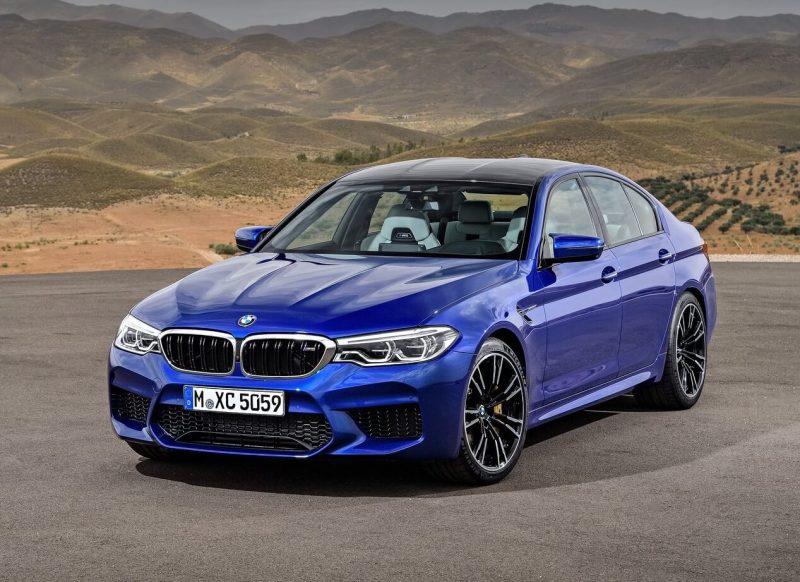 Авто BMW M5 F90