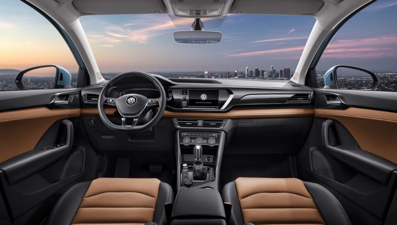 Салон Volkswagen Tharu