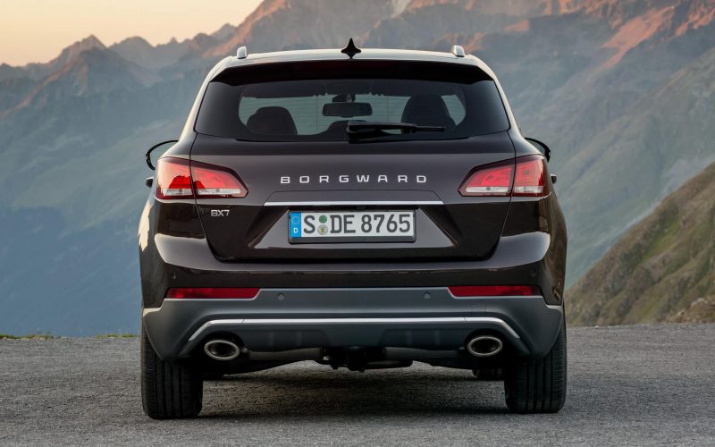 Вид сзади Borgward BX7