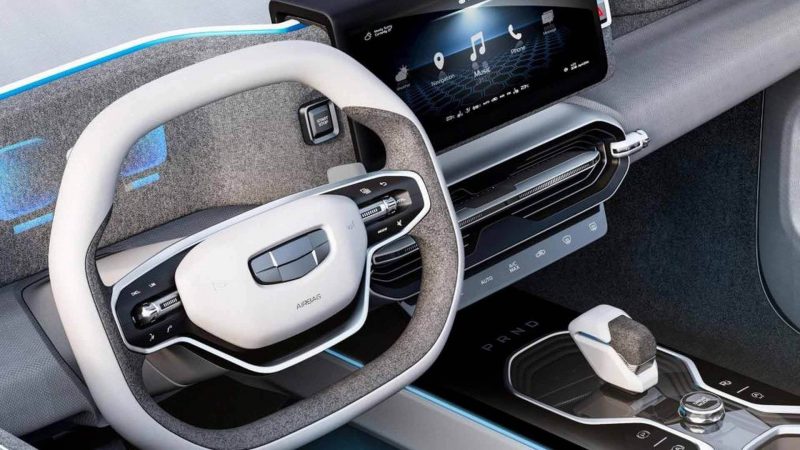 Эффектный кроссовер Geely. Что общего с Volvo и Lada?