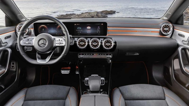 Обновление Mercedes-Benz CLA 2019: что нового?