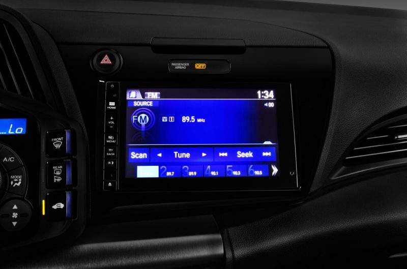 Мультимедийный экран Honda CR-Z