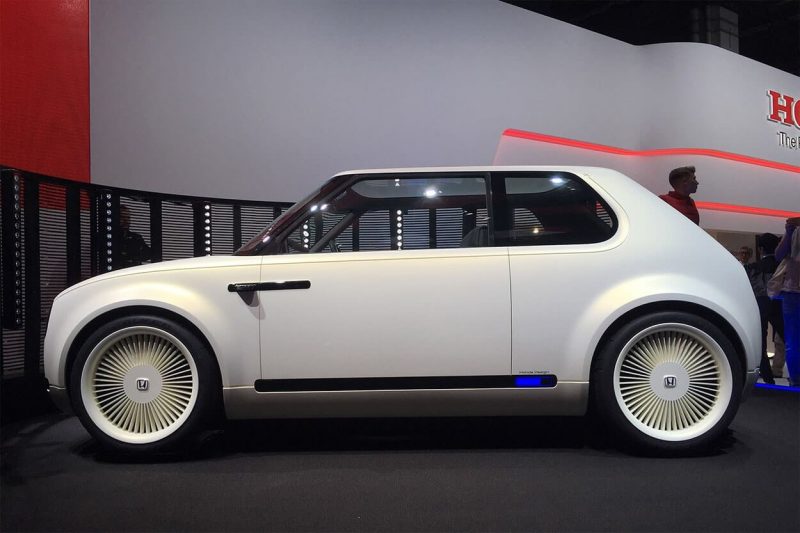 Honda Urban EV вид сбоку