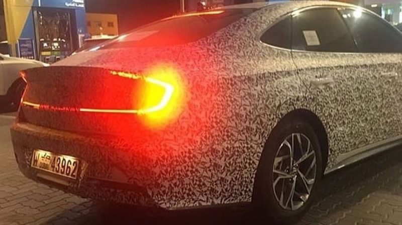 Вид сзади Hyundai Sonata