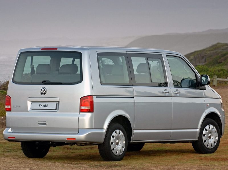 Вид сзади VW Transporter