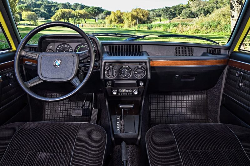 Интерьер BMW 5 Series (E12)