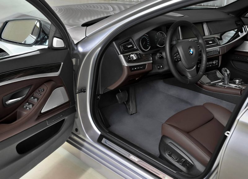 Салон BMW 5 Series (F10)