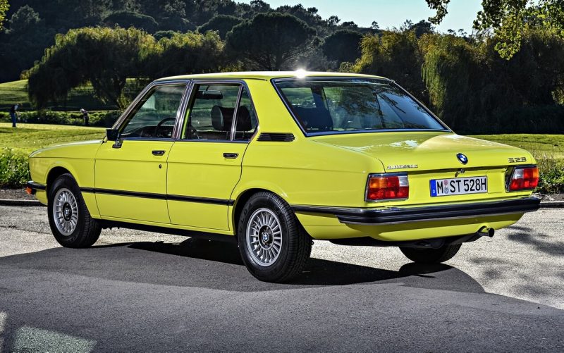 Фото BMW 5 Series (E12)