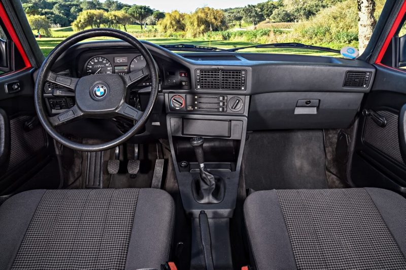 Интерьер BMW 5 Series (E28)