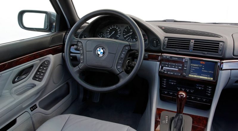 Интерьер BMW 7-Series E38