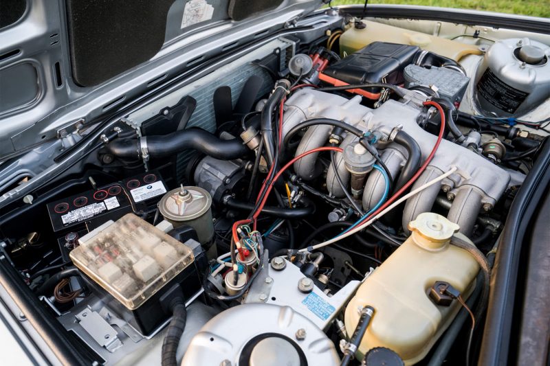 Двигатель BMW 7 Series (E23)