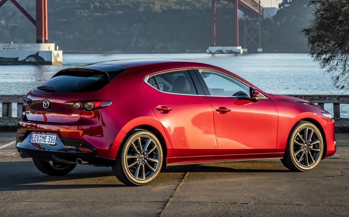 Хэтчбек Mazda 3 2019