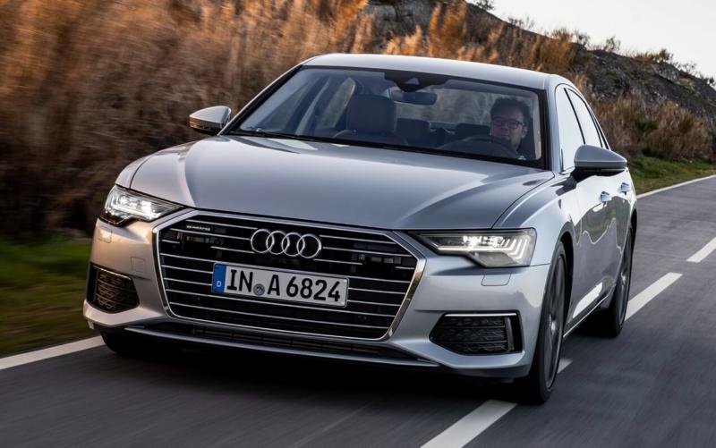 Вид спереди Audi A6 (C8)