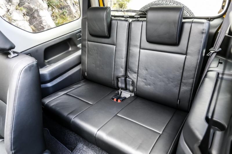 Задний диван Suzuki Jimny JB43