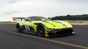 Aston Martin Vulcan AMR Pro Фото Aston Martin Vulcan AMR Pro
