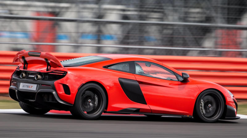 Фото авто McLaren 675LT