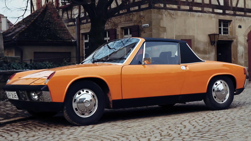 Автомобиль Porsche 914