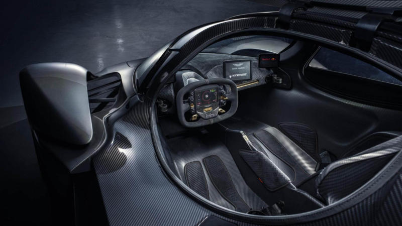 Салон Aston Martin Valkyrie