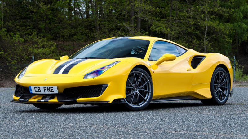 Ferrari 488 Pista фото авто