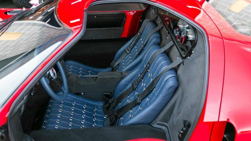 Интерьер Ford GT40