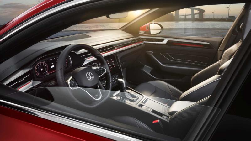 Салон Volkswagen Arteon 2020