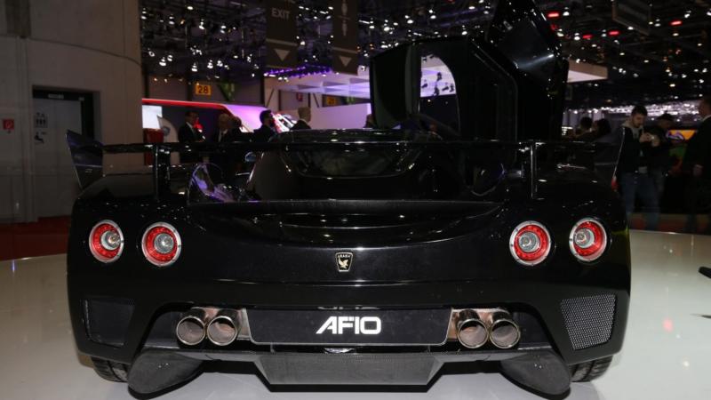 Arash AF10 вид сзади