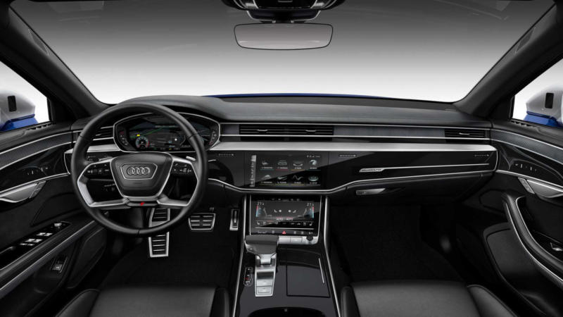 Интерьер Audi S8