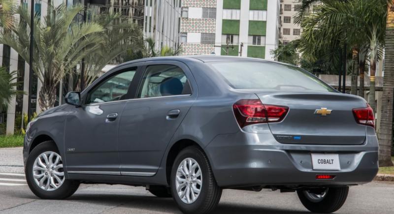 Chevrolet Cobalt фото авто