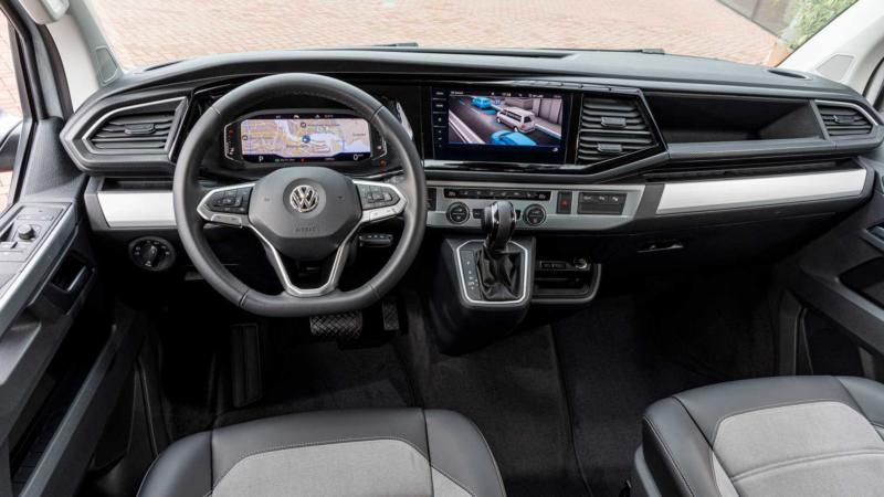 Интерьер Volkswagen Multivan