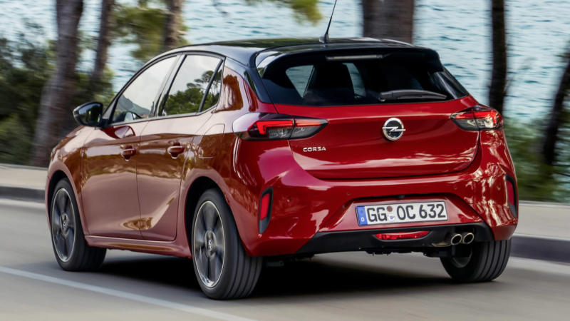Opel Corsa вид сзади