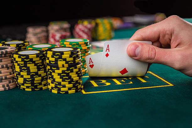 Що потрібно, щоб вигравати великі гроші в покерних турнірах