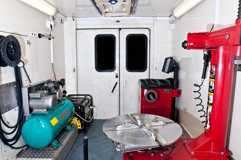 Мобильный шиномонтаж